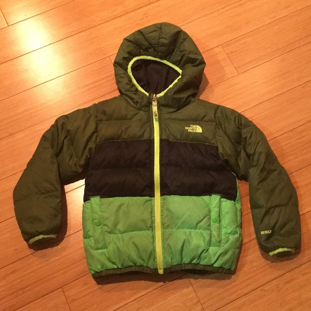 North Face Boys Down 550 Reversible Puffer sz 5